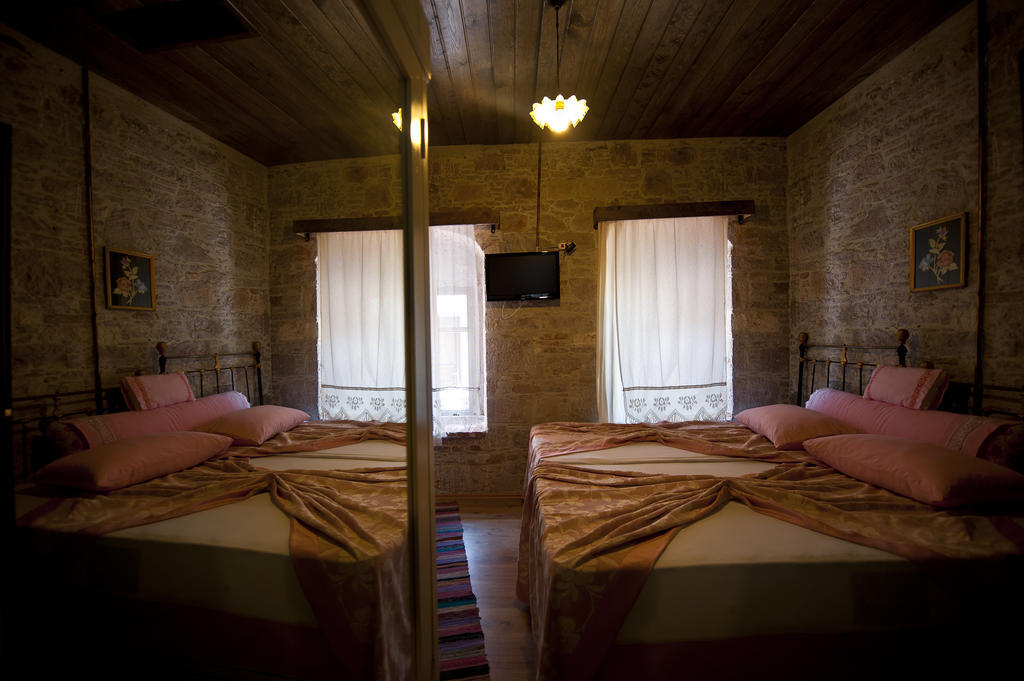 Mahzen Hotel Ayvalı Cameră foto